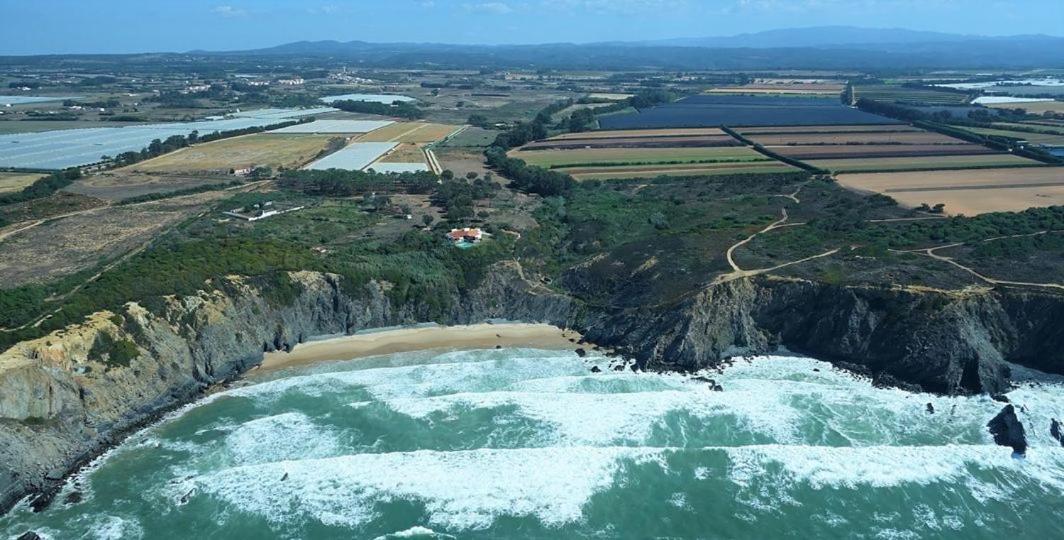 Herdade Amalia Rodrigues Zambujeira do Mar Bagian luar foto