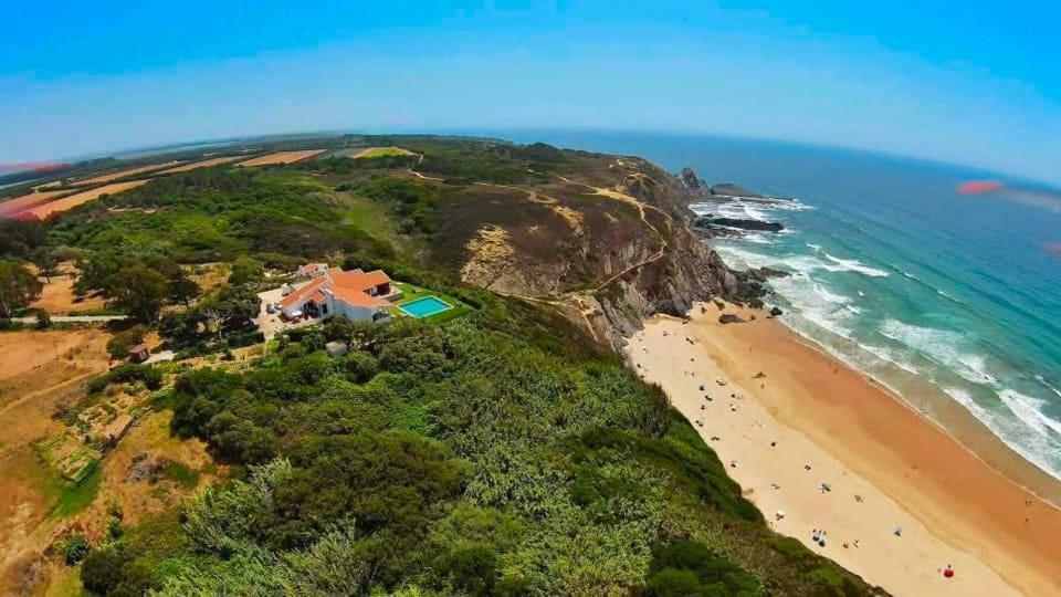 Herdade Amalia Rodrigues Zambujeira do Mar Bagian luar foto